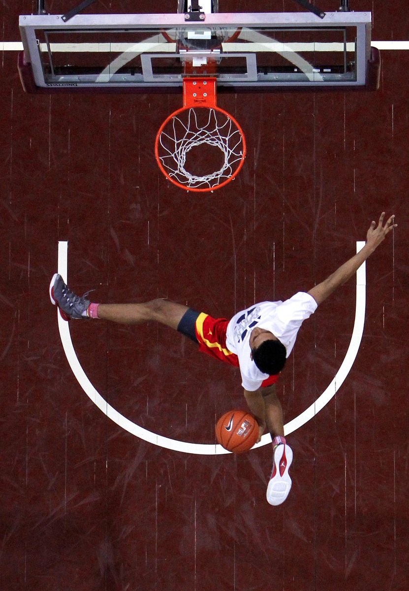 NPapes's tweet image. Same dunk different angles #toc2015 #toc