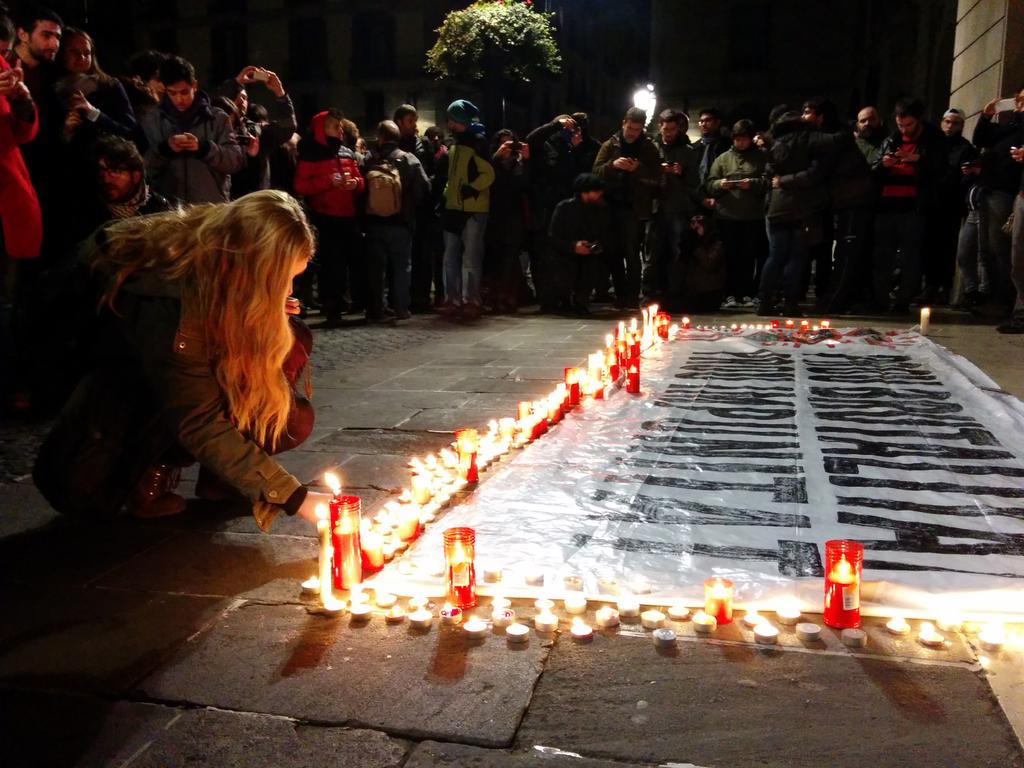 Se'ns ha educat dient que la justícia està als tribunals. Avui tornem a recordar que no sempre és així. #CiutatMorta