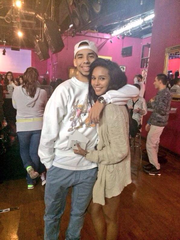 ATeamGoals's tweet photo. THIS IS ONE OF MY #1 OTP of @Worth_The_CHASE πππ this is soo cute!! #ATeamGoals http://t.co/1ukTpbFOyy