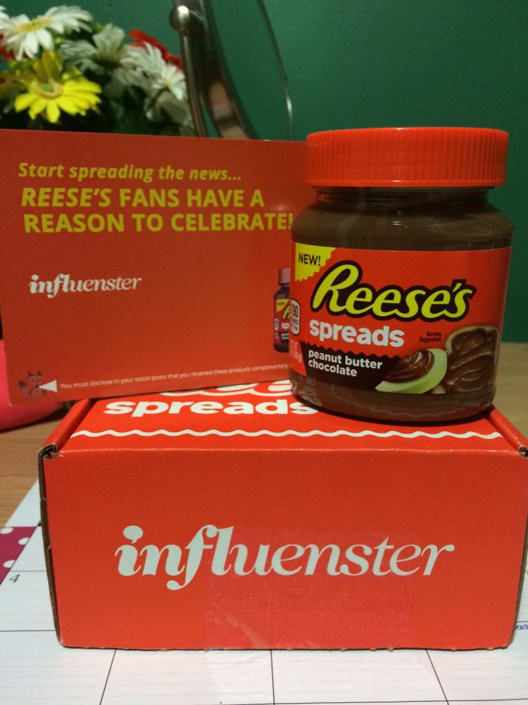 preshaaas's tweet photo. Nomnom. Got my complimentary Reese's spreads from influenster for testing purposes. π #ReesesSpread @InfluensterVox http://t.co/34i9nlf221