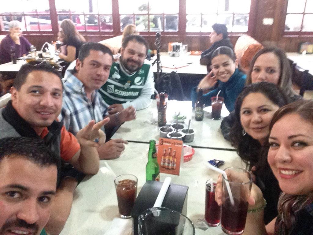 BorisManoloff's tweet photo. @futaztecadep saludos a los Lagunebrios!, hoy gana @ClubSantos ! http://t.co/PMCBJzIYUc