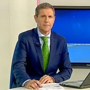 PMINIPUA's tweet photo. Felicitar al Pregonero de las Fiestas de La Vera Cruz 2015 @IJuande ,actual Director de @RTVEMurcia . http://t.co/m3v8IhSYeR