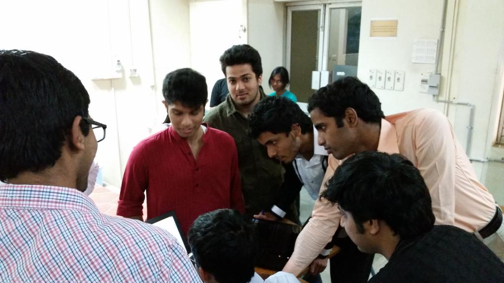 TheOratoryClub's tweet photo. Unmoderated caucus resumes 10 minutes after the last one. #MiniMUN2015 http://t.co/yI5xJkfcRO