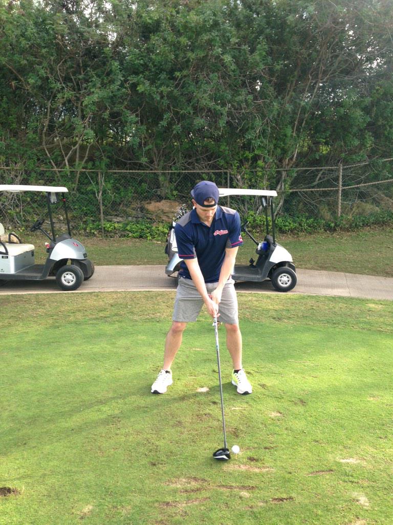 mattmurr11's tweet image. @McIlroyRory @RickieFowlerPGA @TigerWoods @KevinsDelight #FixMySwing