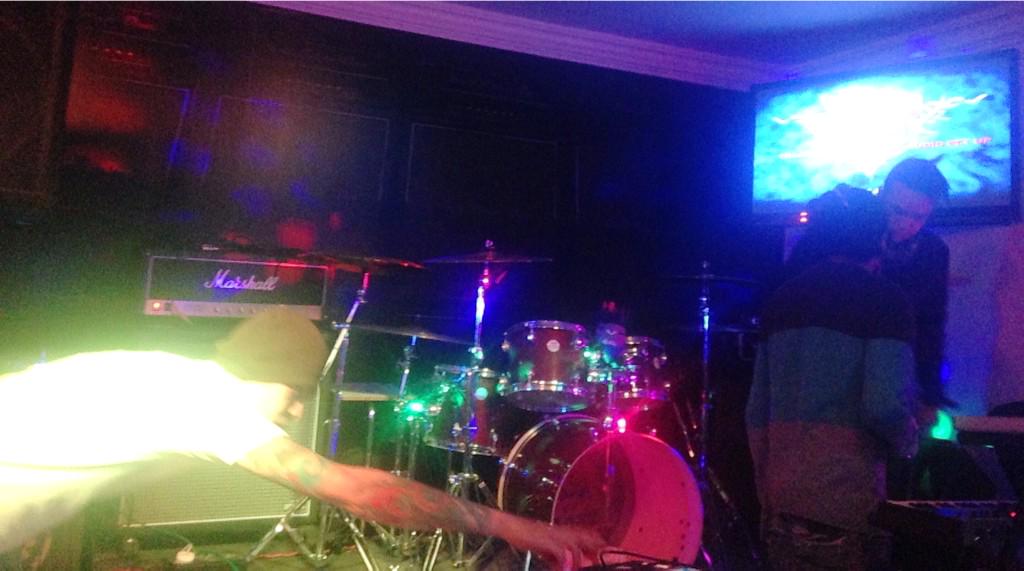 Moontaukband's tweet image. A punto de comenzar ..! #MoontaukEnVivo #HellForceOne