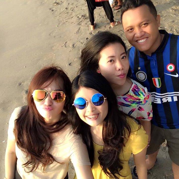 Nannika_Costha's tweet photo. #Pantai #NarsisAbiss #Cutee #Alaay #KacaMata http://t.co/YtqbfLrL1G