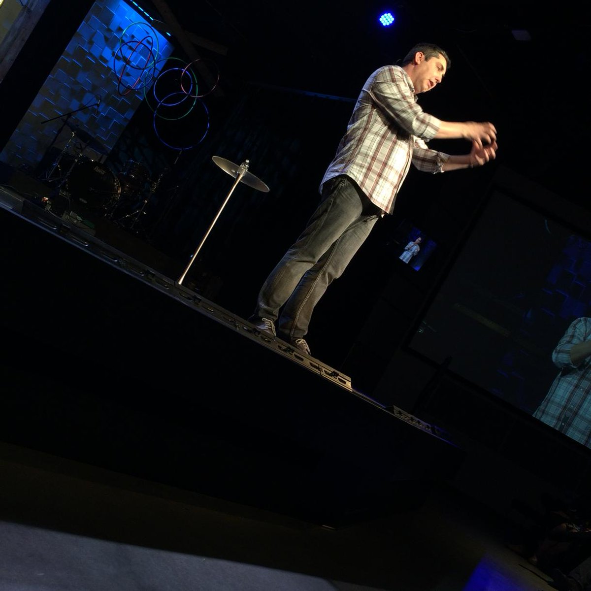 JeffWilliams86's tweet photo. Happy New You pt 3 @ElementChurchmo with @ErikJLawson http://t.co/Y9AI4nrRfT