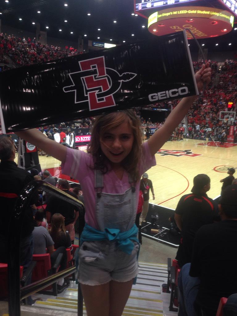 SDSU's tweet photo. Aztecs Win! 53-47 over UNLV! http://t.co/erNPL7D4F5