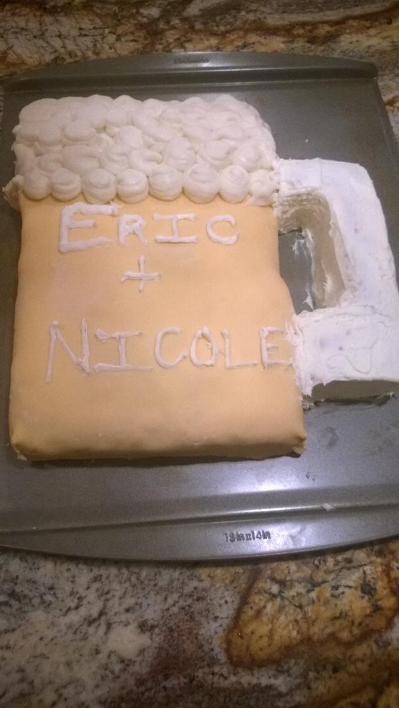 Amyjo1499's tweet photo. Hark work paid off #beermugcake http://t.co/Y3Z3PvXHCB