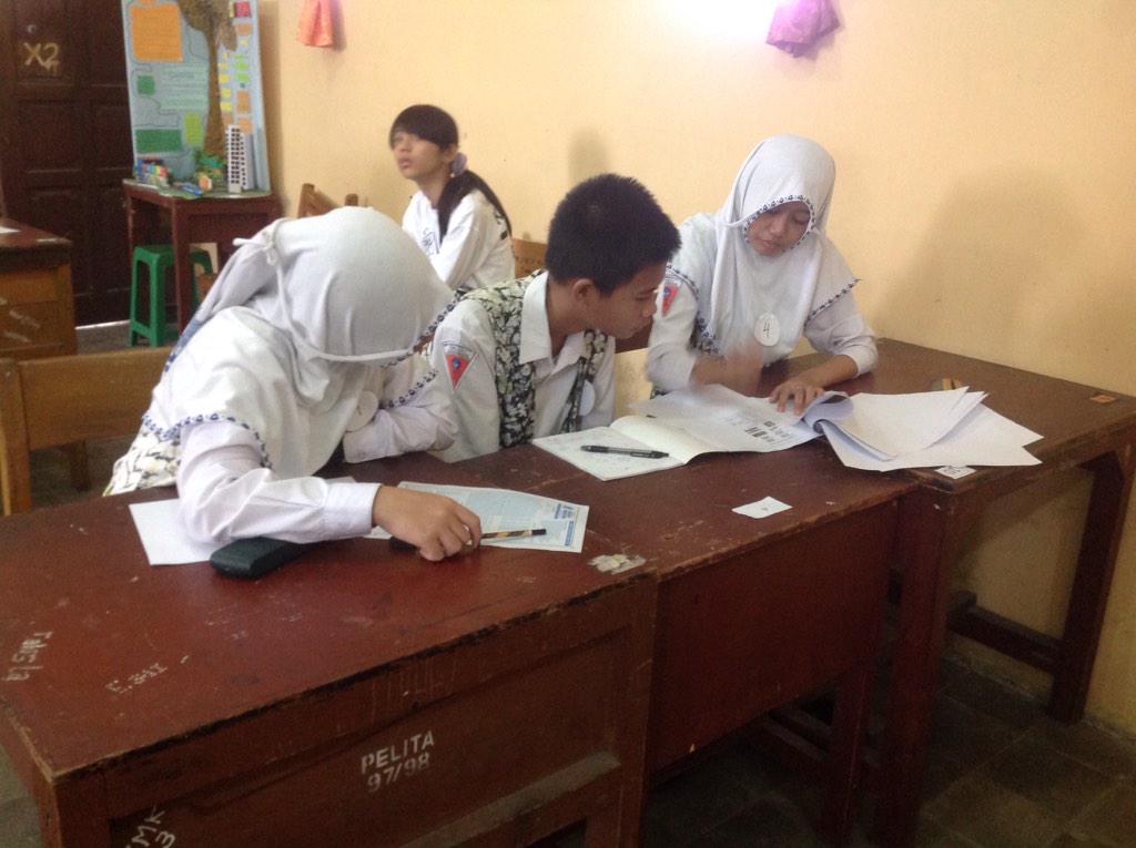 KIRsmasa's tweet photo. smp muhamadiyah 3 bjm http://t.co/U0066kXTtw