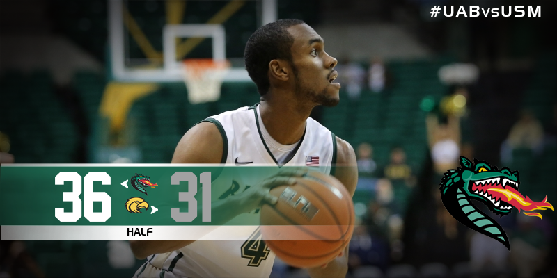 UAB_Athletics's tweet photo. HALF: @UAB_MBB leads @SouthernMissMBB 36-31. Robert Brown and Nick Norton each have 6 points to lead UAB. #UABvsUSM http://t.co/k8YG33fQg0