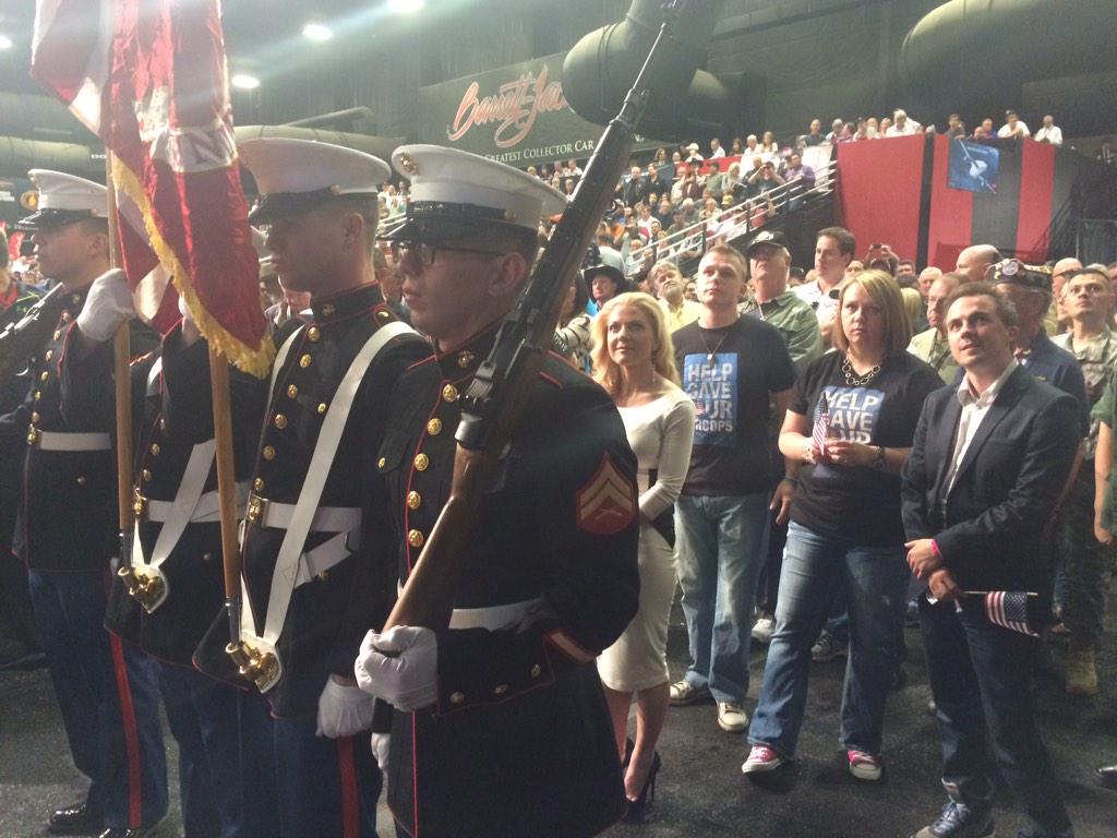 SupportAFF's tweet photo. $4,600,000 raised at #BarrettJackson all going to #HelpSaveOurTroops http://t.co/Ycn5bqCxrq