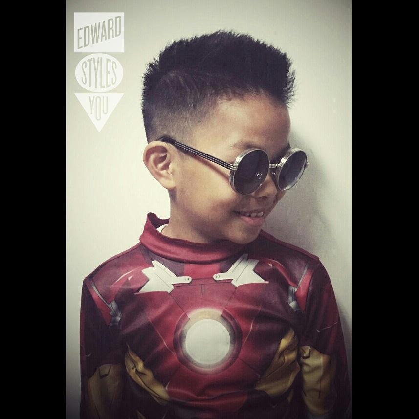 Edward_Coolin's tweet photo. Iron Boy. 
IG @EdwardStylesYou @TheHairNerds @HairbrainedME @HairDesignerTV @SVHairShow @saloneducation http://t.co/0NBZOYxmNM