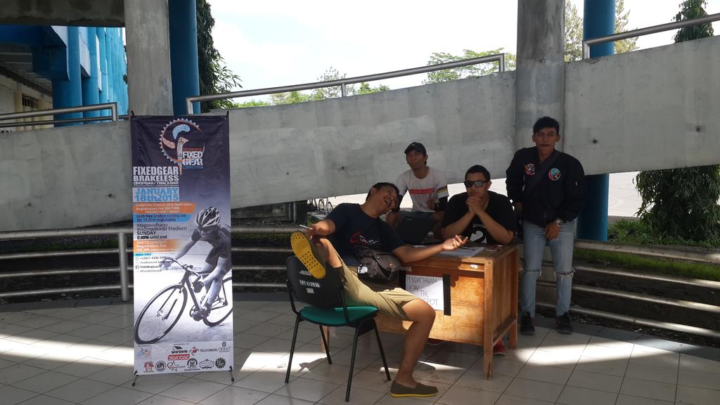FixedKaskusYK's tweet photo. Lagi persiapan nih #fixedcompetition2015 http://t.co/RylQpooKe0