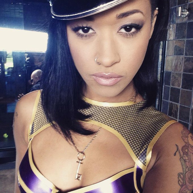Earlier today on set for @Penthouse #penthousepet #latex http://t.co/jHvlSGLN3G<a class="tags" href="/tag/penthouse">@penthouse</a><a href="/tag/penthousepet"class="tags">#penthousepet</a><a href="/tag/latex"class="tags"><span>#latex</span></a>