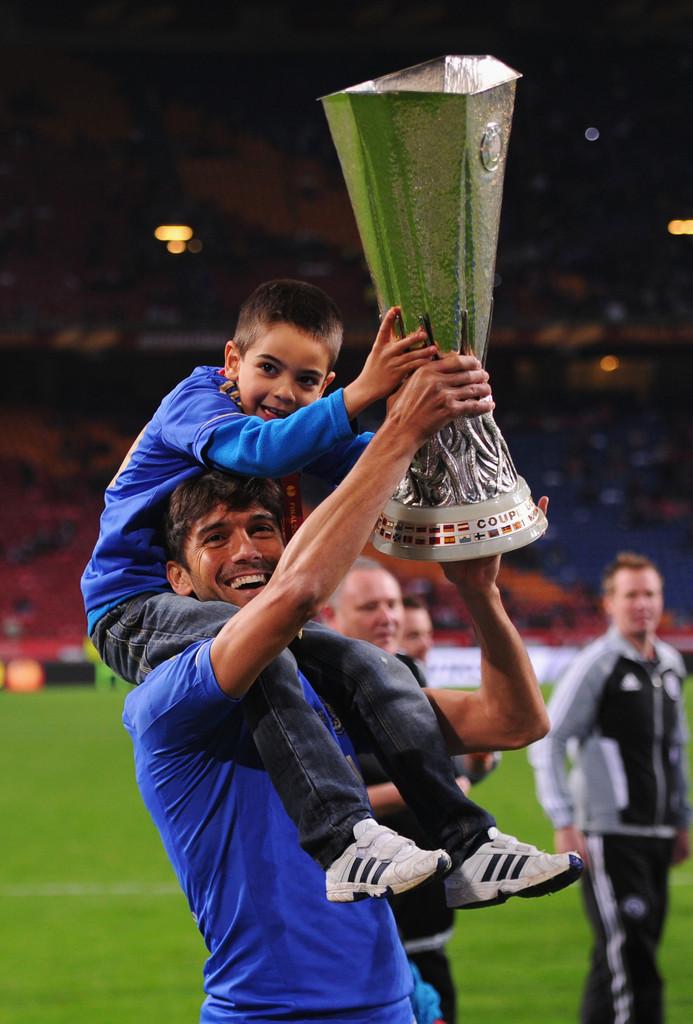 Happy Birthday Paulo Ferreira ! Our Legend !. 