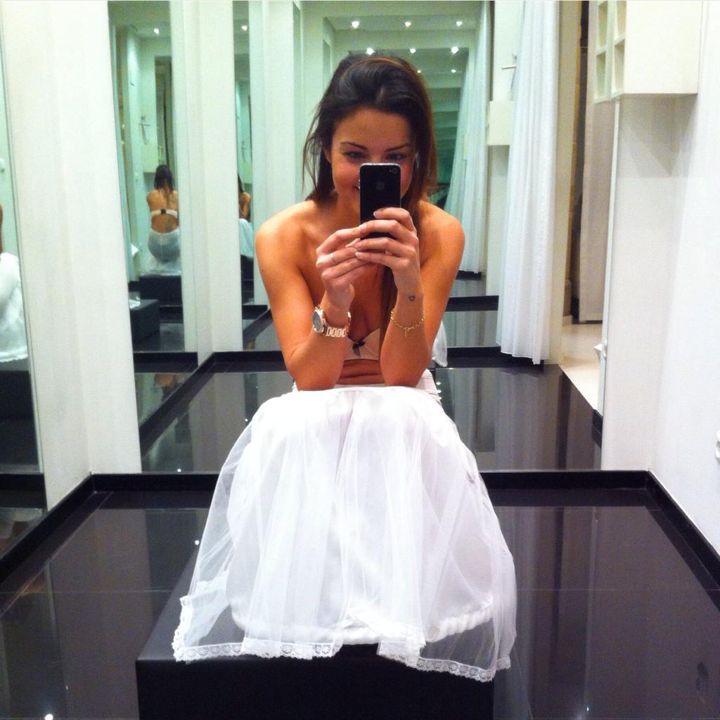 beti_beauty's tweet photo. Hay lugares en los que el mundo se para y te hacen soñar aún más. http://t.co/EyDYRUTWeT