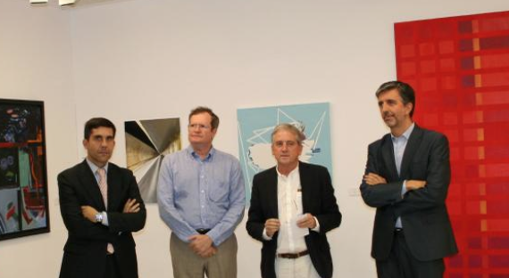 davidmarinAT's tweet photo. Actividad y exposiciones en Fundación Aparejadores http://t.co/1H6GghKKaM