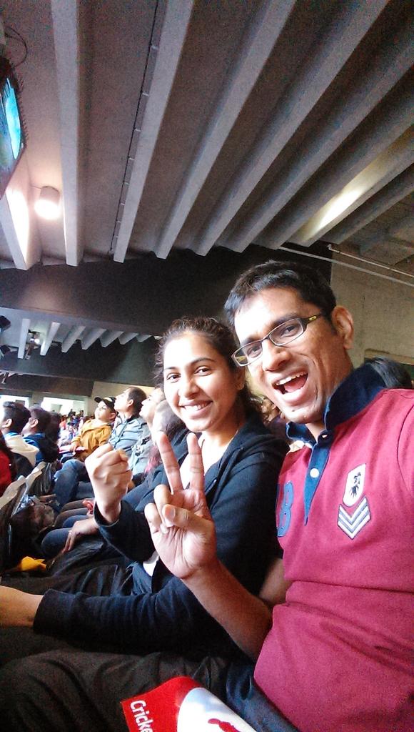 karthik_r5's tweet image. #ohwhatafeeling  @ #MCG