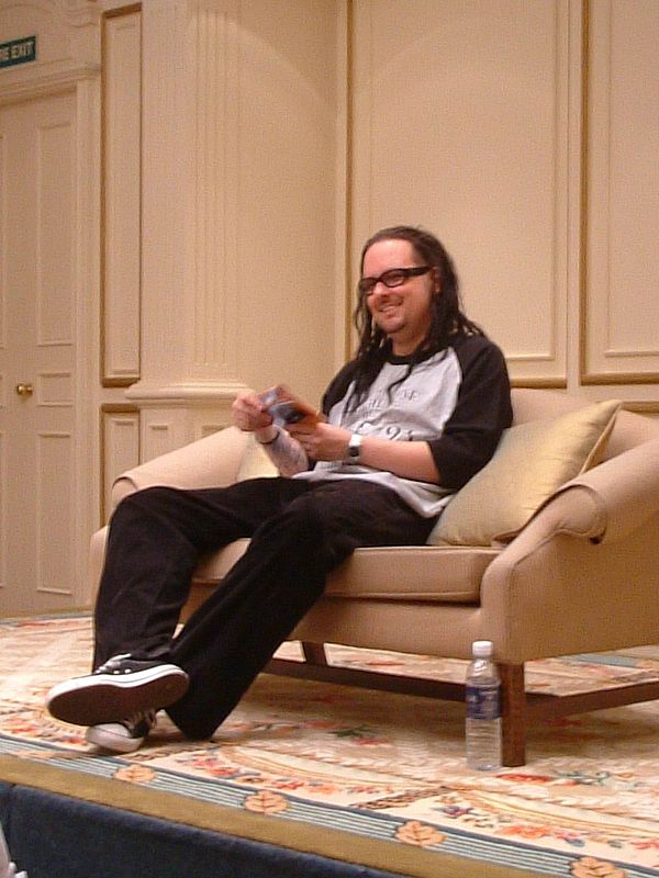 Happy 44th birthday to Jonathan Davis!                ,              ! \\m/\\m/ 