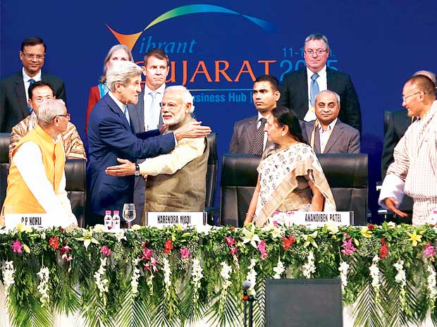 gujarat_model's tweet photo. RT "@bsindia: Quietly, Maharashtra, Tamil Nadu outrace Gujarat http://t.co/FbVtKp5B8d http://t.co/EZCom4mAZy”