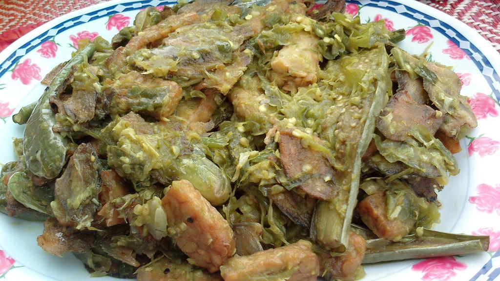 eka22rafa's tweet image. Ikan asin lombok ijo, endos gandos :)