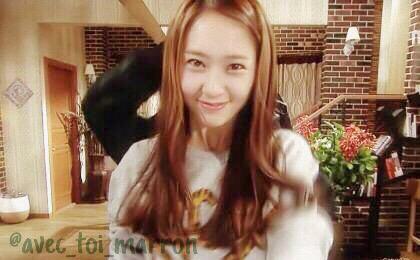 YouSeeMe_Jung's tweet photo. __F(＊)

あ、お帰りですか？
もう外は真っ暗ですから気を付けて帰ってきて下さいね！
お部屋温めて良い子で待ってますね ~  …なんて ㅎ https://t.co/iuEAUJIlfa