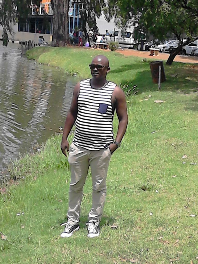 mangostra1's tweet photo. It was happening in bloem http://t.co/WYCUmRTK9l