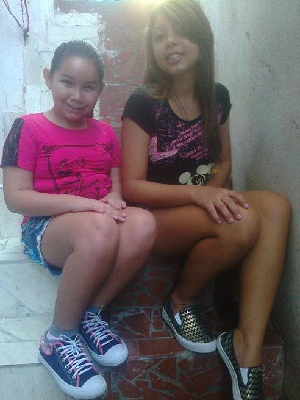 CarolinaPanda's tweet photo. Irmã Do meio. S2 http://t.co/tNwAGxgp6d