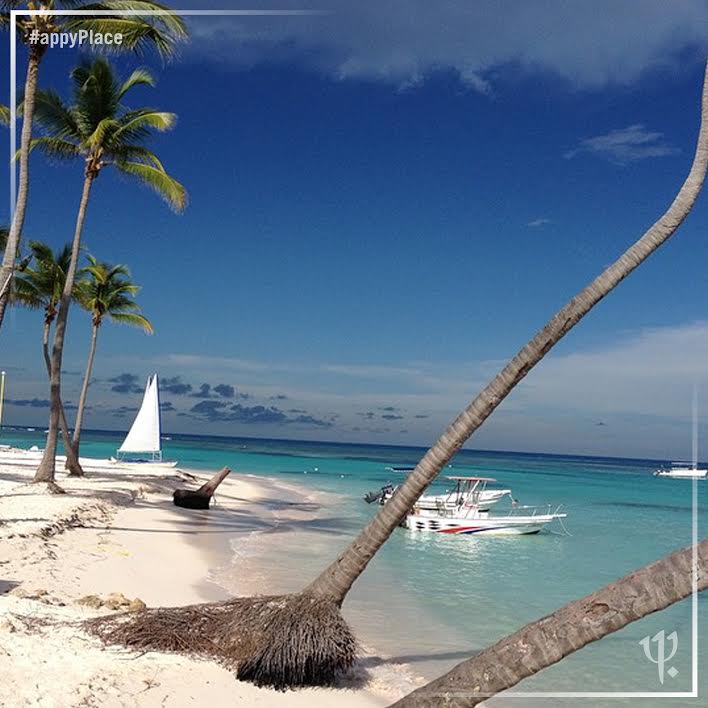 clubmedofficial's tweet photo. Blue skies, clear water & relaxation in @robertodiveβs #appyPlace at #ClubMedPuntaCana! http://t.co/SEiZ3qy4IC http://t.co/w46LPCJkQy