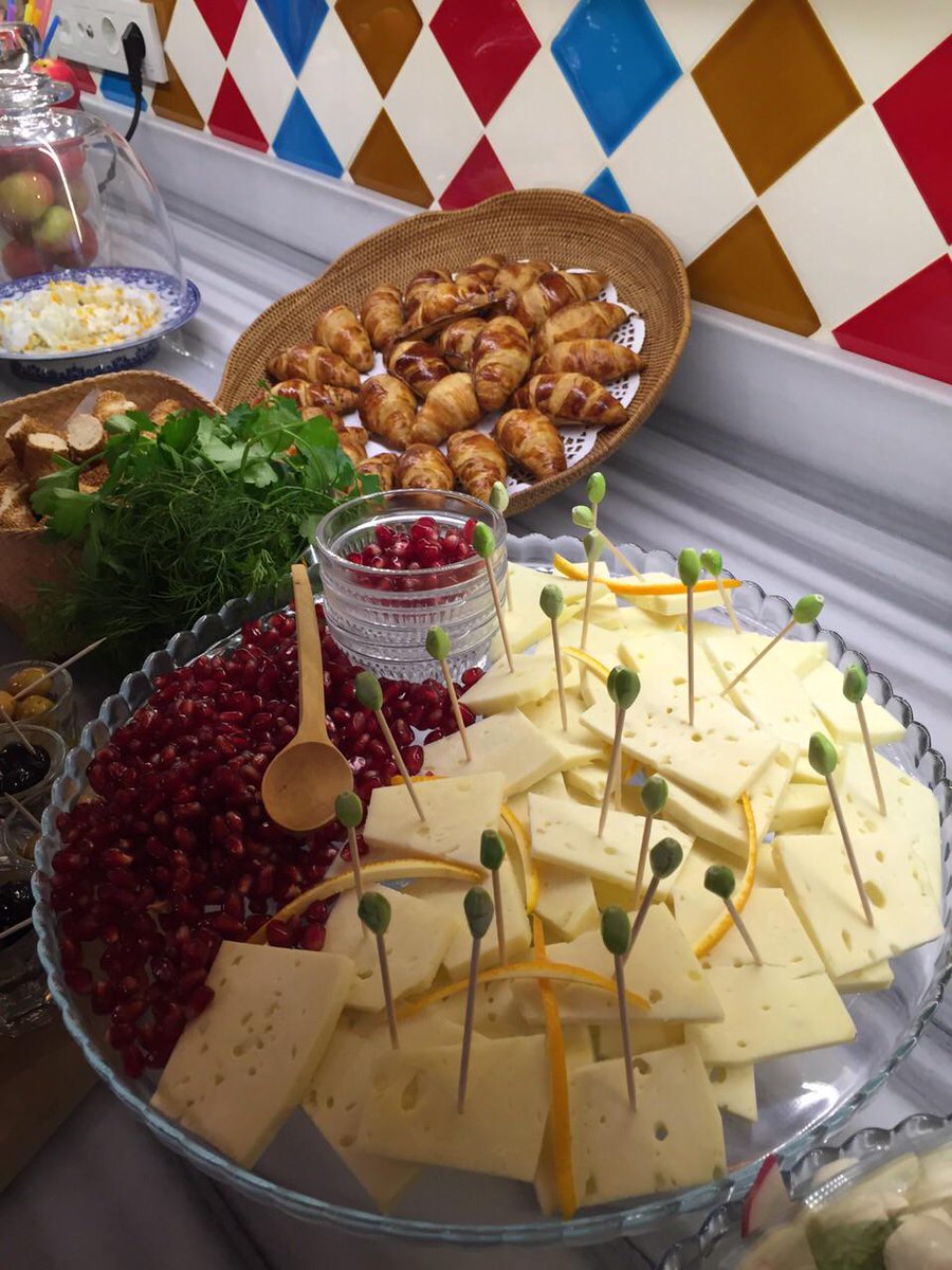 Sımsıcak ekmekler, kruasanlar, simitler... ayıklanmış narlarla her renk var!