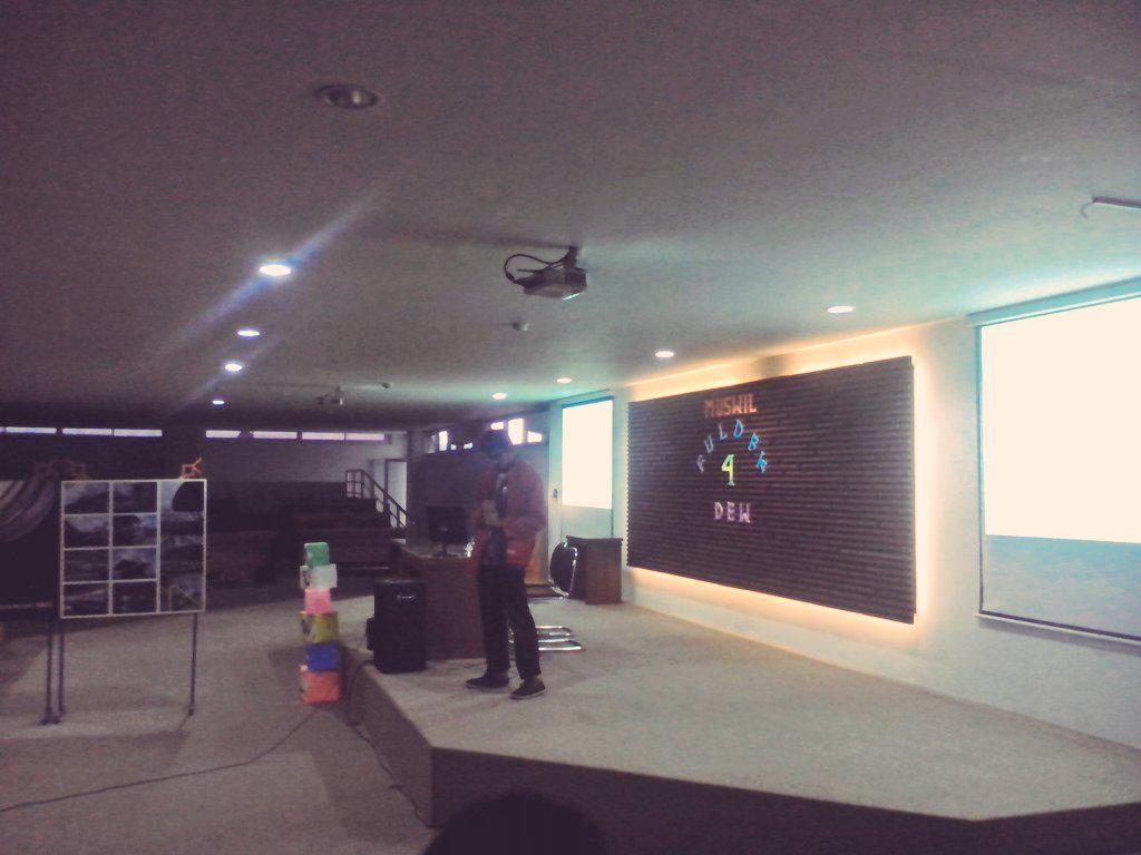 Alhamdulillah telah terpilih melalui MUSWIL DEW IV, Akhuna Anandyo Septiawan FK UII 2012 sebagai Ketua Wilayah IV.