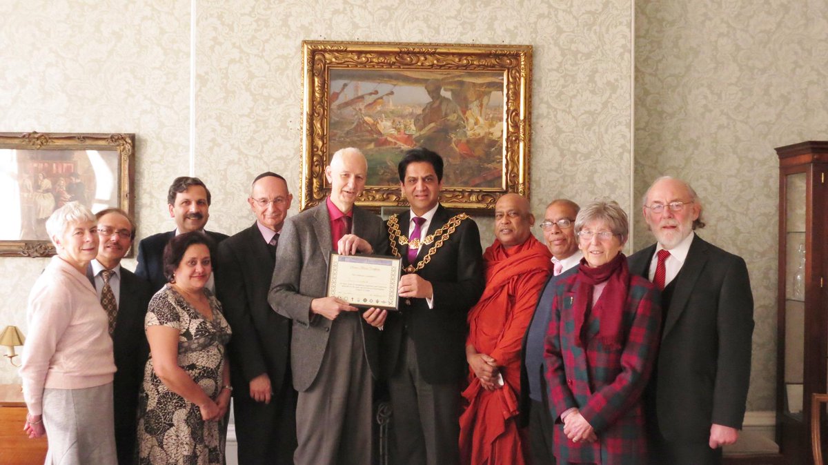 BhamFaiths (@bcfaiths) on Twitter photo Presentation of a special certificate to BCF Management Committee member Yann Lovelock by <a href="/BrumLordMayor/">Lord Mayor of Birmingham</a> Presentation of a special certificate to BCF Management Committee member Yann Lovelock by <a href="/BrumLordMayor/">Lord Mayor of Birmingham</a>