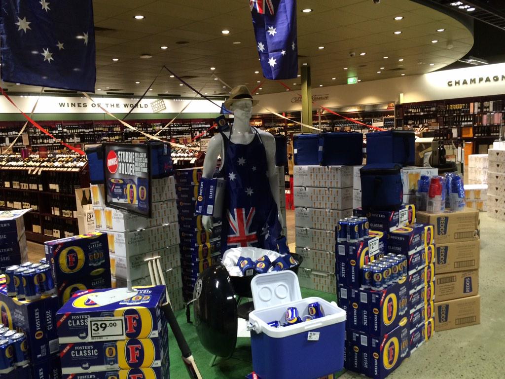 NotSirPun's tweet photo. @FinnyCorn, Apparently it's Australia Day soon!? #BoganLyf http://t.co/EuIYCtzpZN