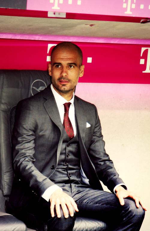 A very happy birthday to the handsome and fantastic Pep Guardiola! 
Hope you\ll stay with Bayern for long! 