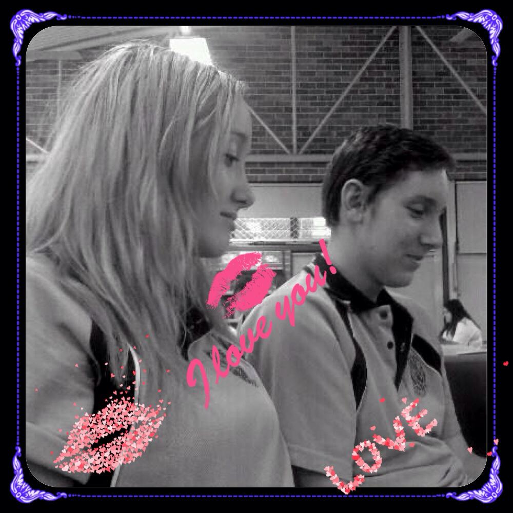 BobLayla's tweet image. Love my bæ. Have been datin for 2 months yesterday 😘💙😍💋💜💞💕💚