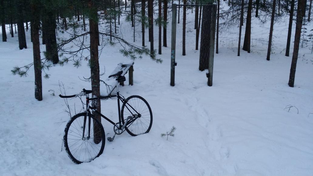 MiikkaKarna's tweet image. Winter ride in #oulu on @CHARGEBIKES #plug1