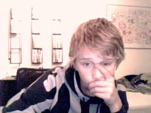 anatoli_par's tweet photo. Fetus alexππ @ImAlexHoltti #MeAlex http://t.co/tw5JmuENyi