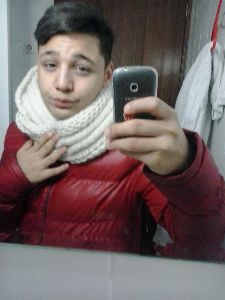 tomasgeorgiev1's tweet photo. Jajaj http://t.co/n6DvmtZ55c
