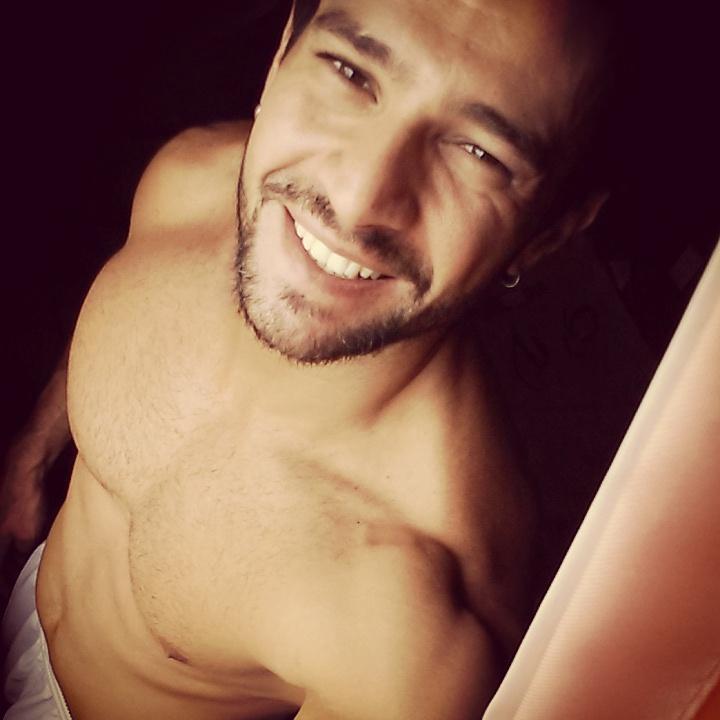 JuniorMonteiro's tweet photo. Nadie puede volver en el tiempo y hacer un nuevo comienzo, pero podemos empezar ahora hacer un nuevo final. Buen dia! http://t.co/9c2J1EyRzP
