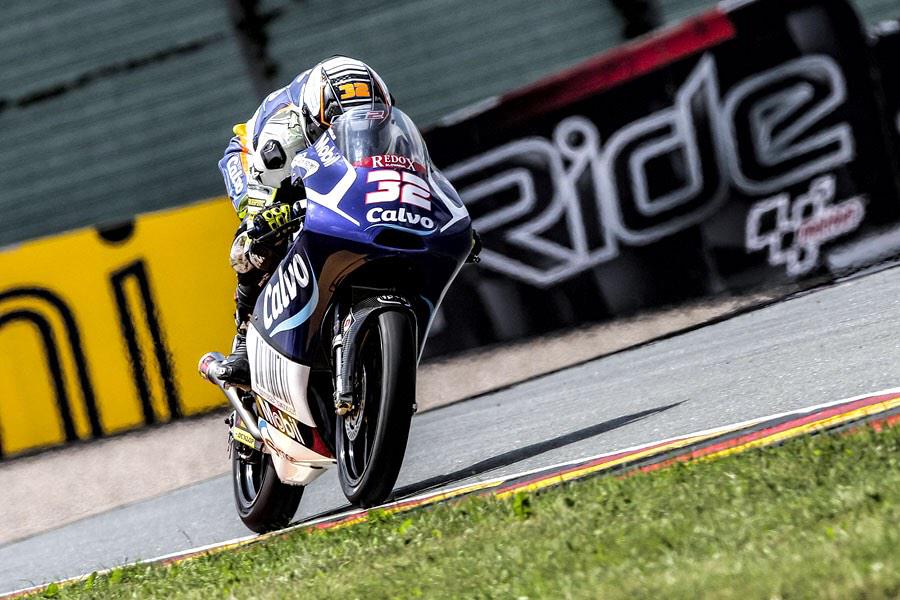 Che ne dite di vedere qualche foto anche oggi?
#ls2protectingdreams <a href="/LS2Official/">LS2 Helmets Official</a> 
2014 season review <a href="/ISAAC_VINYALES/">Isaac Viñales</a>