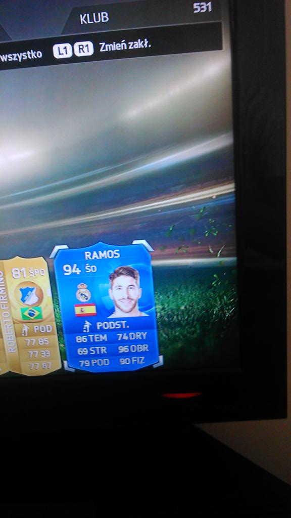 efd29847459e403's tweet photo. @KSIOlajidebt got team of the year ramos great http://t.co/OQAjEhijeF