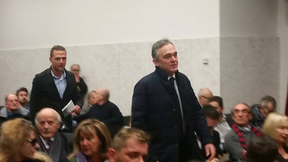 GdAulla's tweet photo. Presentazione del libro "la buona politica" di Spini, presente anche il governatore della Toscana @rossipresidente http://t.co/1y7X221cd0