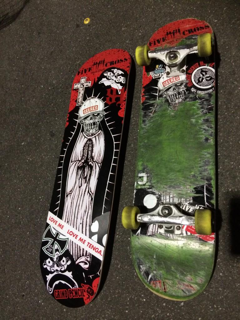 R1n881solidsurf's tweet image. スポンサーのステッカーもdrop

#fivecross #play #TENGA #skullcandy  #81 #SEERES