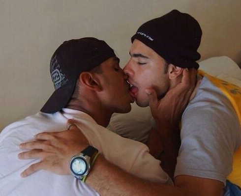 Hookappme's tweet photo. Found someone to kiss on Hook App yet? ;) #gaydating #hotboys #boyskissing #gaykiss http://t.co/fSjQJljzbg