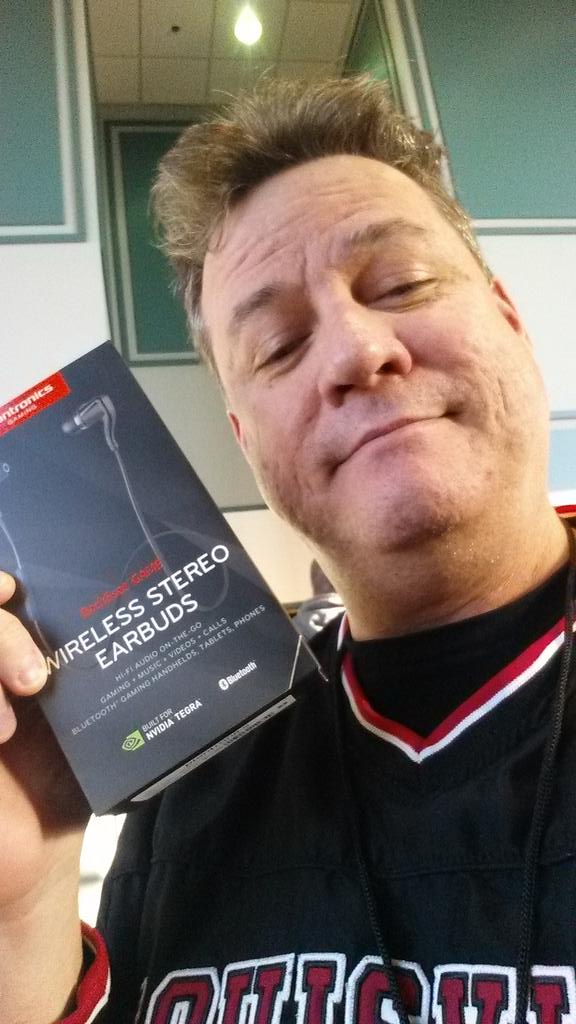 MichaelDeM's tweet photo. A big thanks to Plantronics for their sponsorship of #LANWAR #IWAREPLT #L1C4 http://t.co/JQgdneETUV