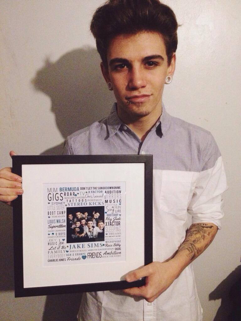jakesims's tweet photo. thank-you to @TypoOfLove for this cool gift!!☺️ http://t.co/ufcCoX7utk