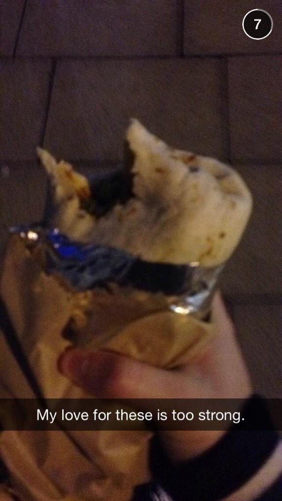 karebear2696's tweet photo. #BurritoTime #lithappydays http://t.co/0E0mQzRDhl