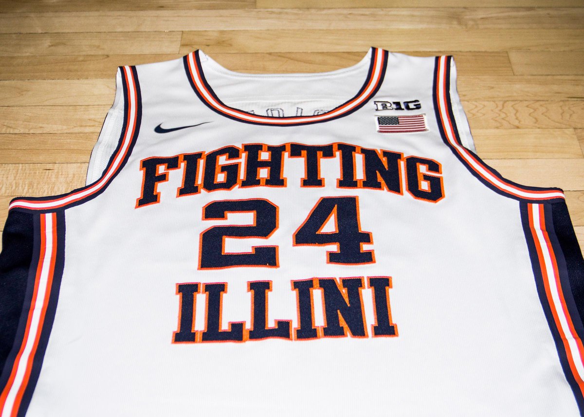 IlliniMBB's tweet photo. With Hoosiers in town, seems appropriate to break these out again today. #FlyinIllini #Throwbacks #Illini http://t.co/GzZrhOf1l4