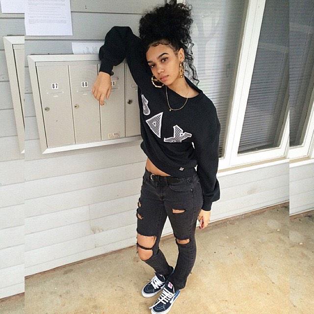 srslyjai's tweet image. worst behavior 💂👇